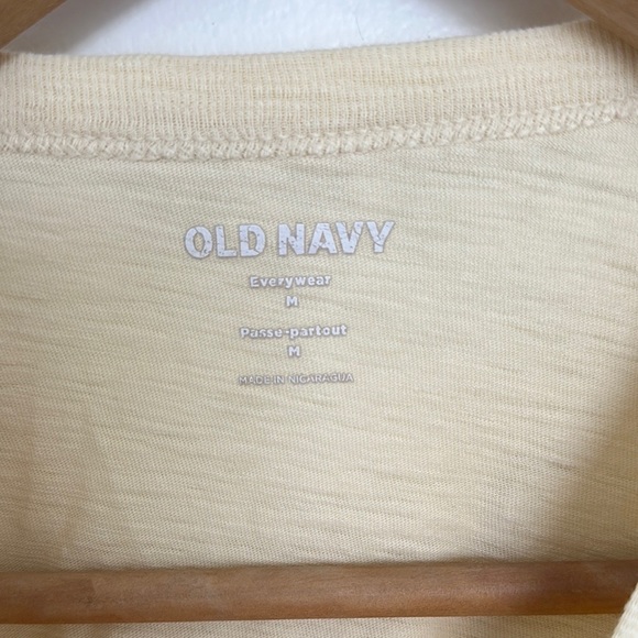 Pick any 3 for $10 🌸 Floral Embroidered Cream T-Shirt - Picture 3 of 4